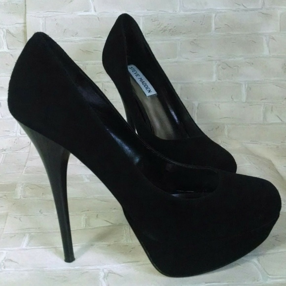 stilettos pumps